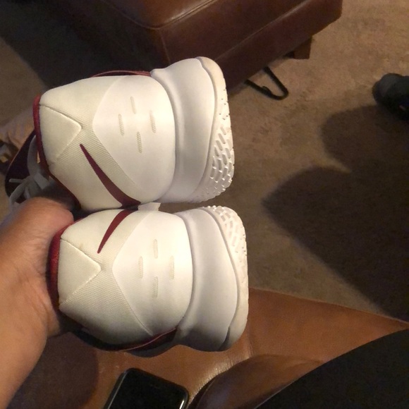 Nike sneakers - Picture 4 of 4